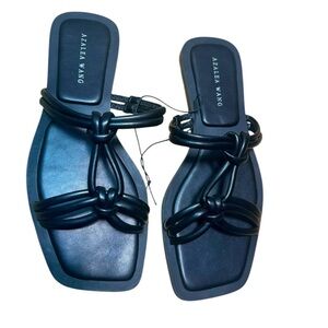NEW Azalea Wang Black Sandals